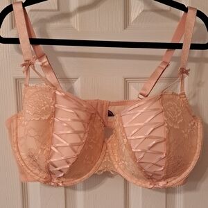 Lace Underwire Bra in Blush Pink